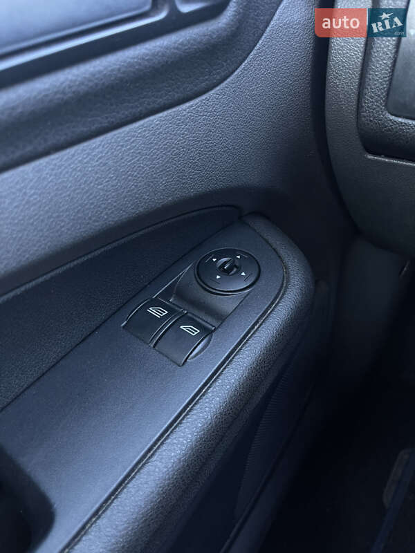 Универсал Ford Focus 2004 в Ровно