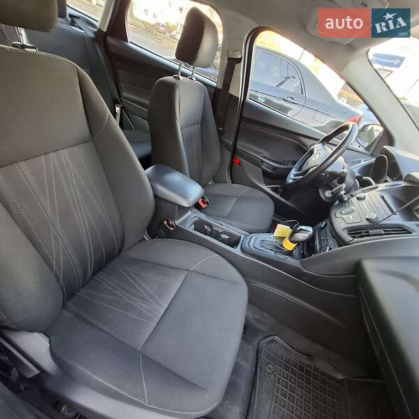 Седан Ford Focus 2015 в Киеве