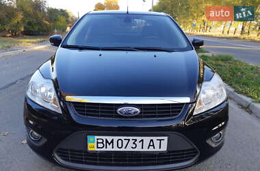 Седан Ford Focus 2008 в Ромнах