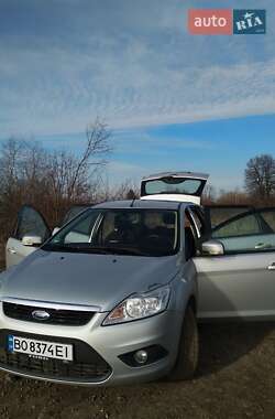 Універсал Ford Focus 2010 в Золочеві