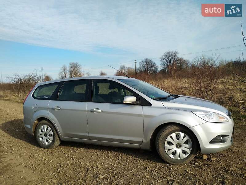 Универсал Ford Focus 2010 в Золочеве