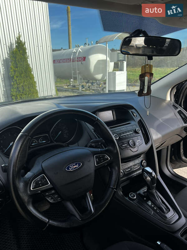 Хетчбек Ford Focus 2015 в Івано-Франківську фото 13 Хетчбек Ford Focus 2015 в Івано-Франківську
