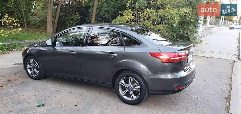 Седан Ford Focus 2017 в Львове фото 3 Седан Ford Focus 2017 в Львове