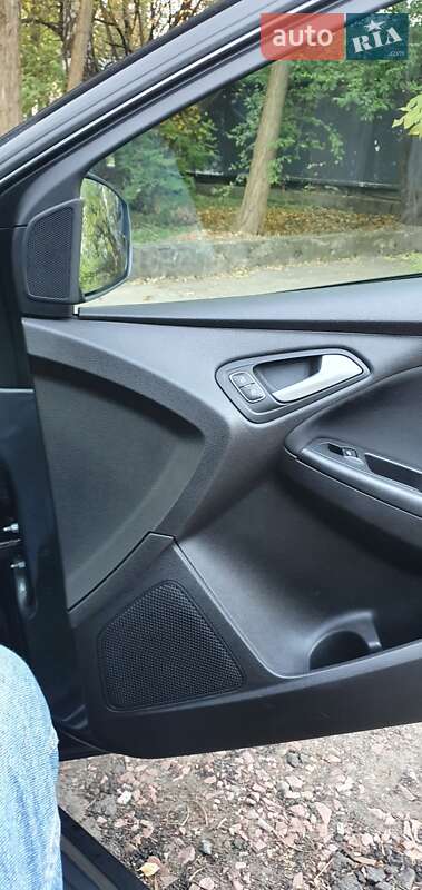 Седан Ford Focus 2017 в Львове фото 19 Седан Ford Focus 2017 в Львове