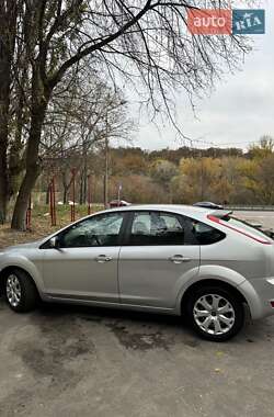 Хэтчбек Ford Focus 2010 в Киеве