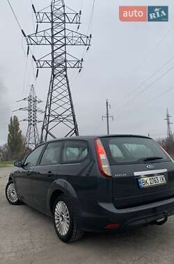 Универсал Ford Focus 2009 в Здолбунове