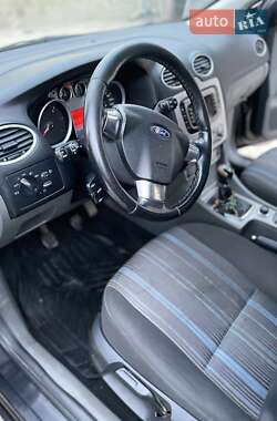 Универсал Ford Focus 2008 в Путиле