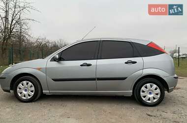 Хэтчбек Ford Focus 2004 в Теофиполе