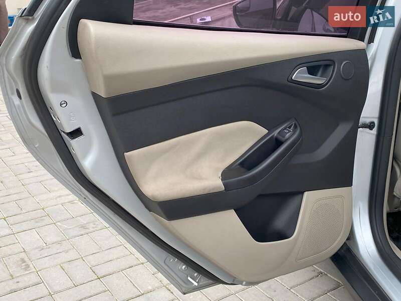 Хэтчбек Ford Focus 2014 в Одессе