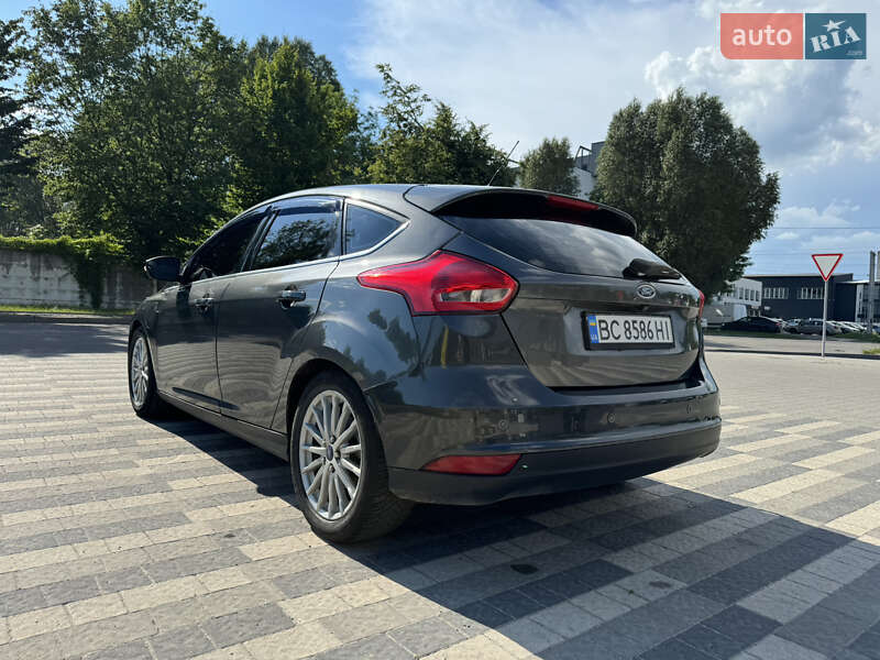 Хэтчбек Ford Focus 2017 в Львове