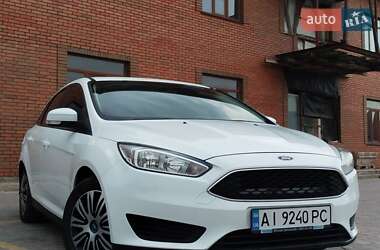 Седан Ford Focus 2016 в Теофіполі