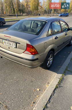 Седан Ford Focus 2003 в Киеве