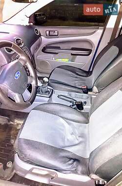 Универсал Ford Focus 2007 в Монастырище
