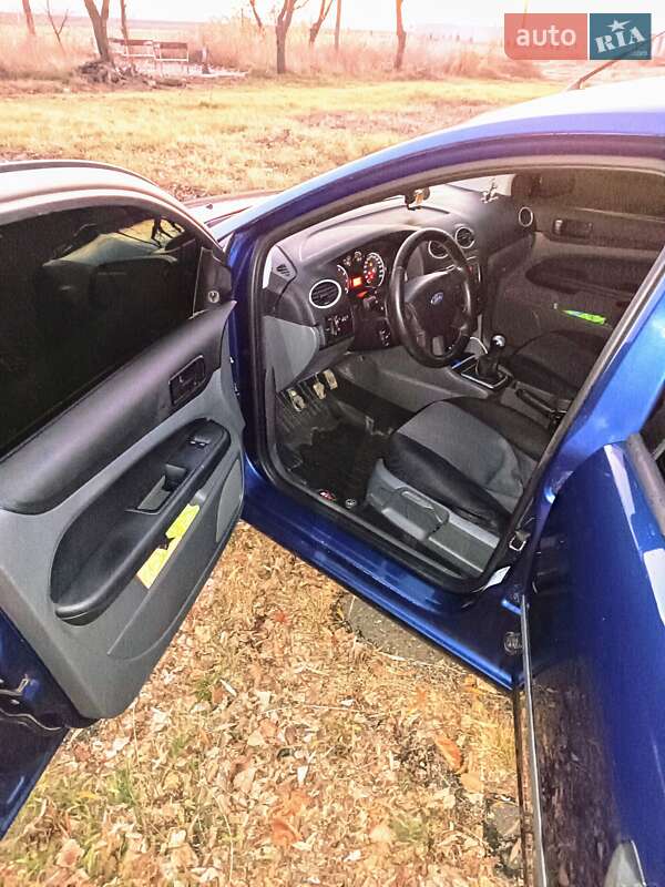 Универсал Ford Focus 2007 в Монастырище
