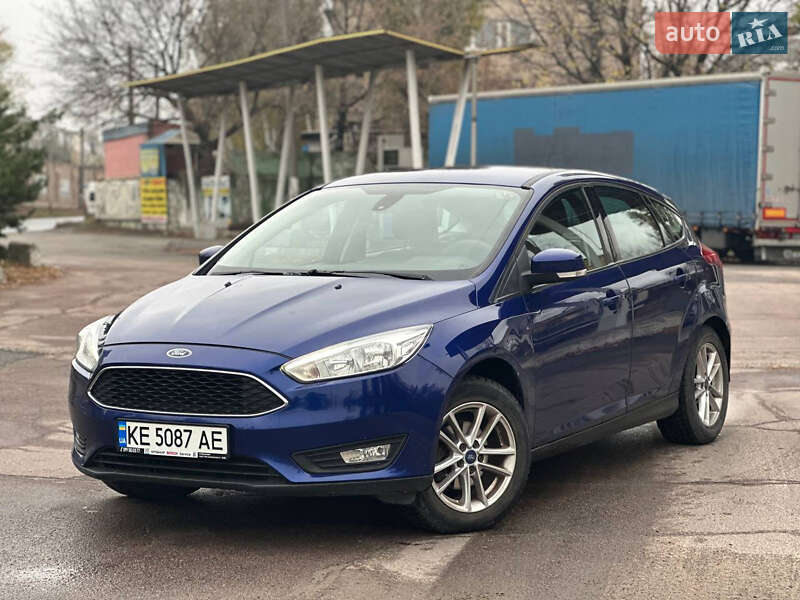 Хэтчбек Ford Focus 2016 в Днепре