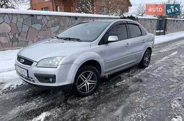 Седан Ford Focus 2005 в Староконстантинове