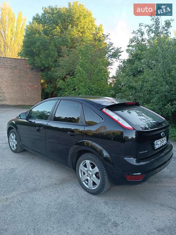 Хэтчбек Ford Focus 2009 в Марганце