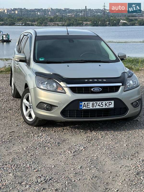 Универсал Ford Focus 2010 в 