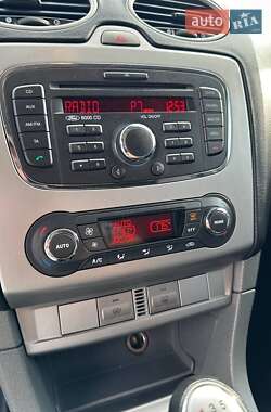 Универсал Ford Focus 2010 в 