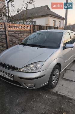 Хэтчбек Ford Focus 2003 в Глобине