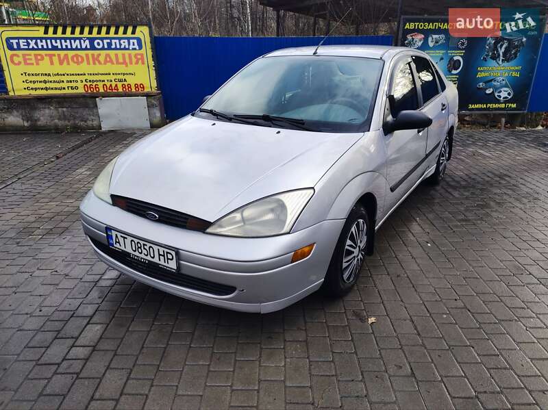 Седан Ford Focus 2003 в Долине