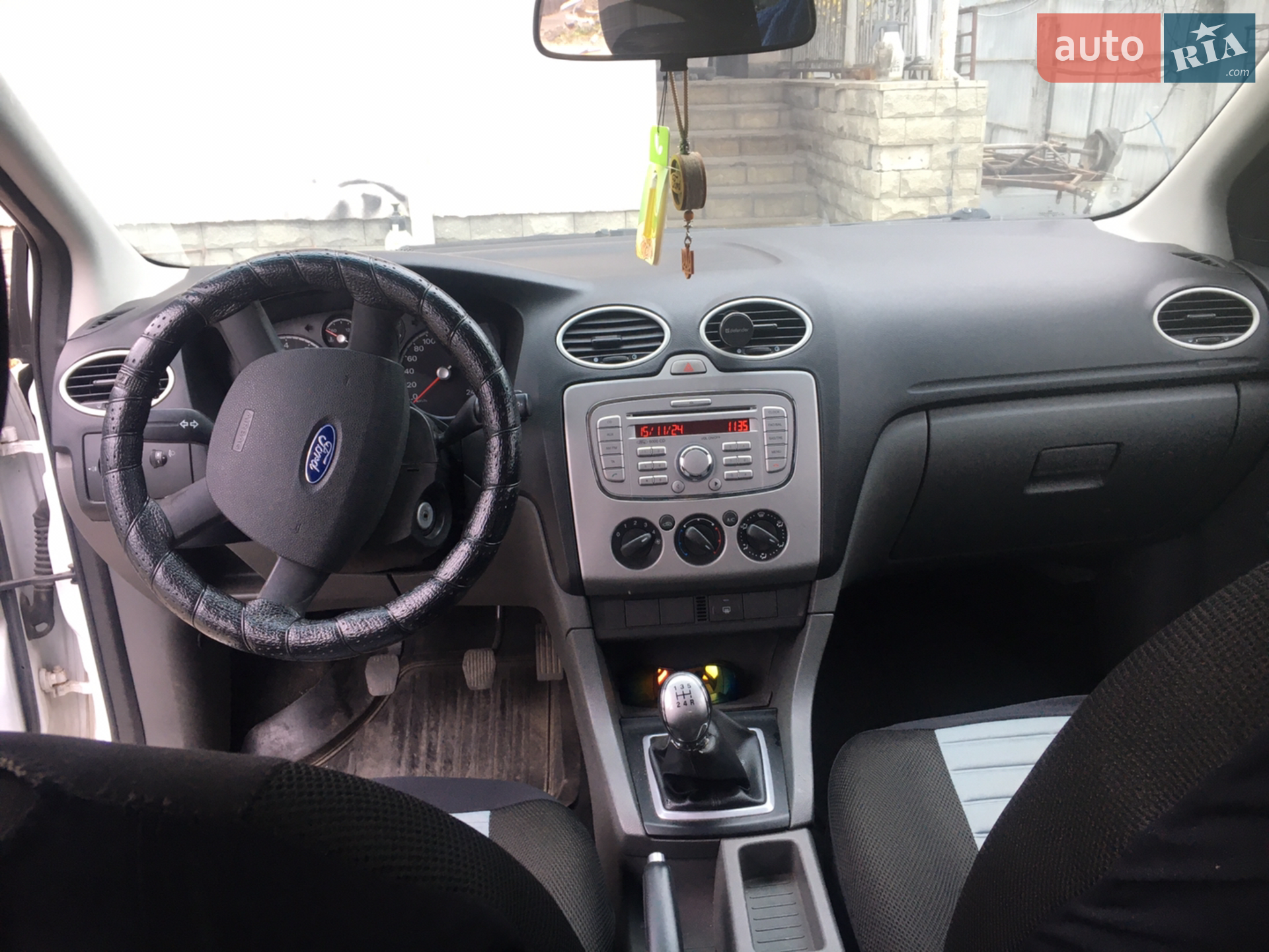 2010 Ford Focus - мініатюра 10