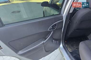 Универсал Ford Focus 2004 в 