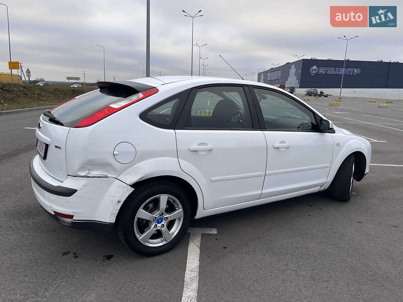 Хэтчбек Ford Focus 2007 в Львове