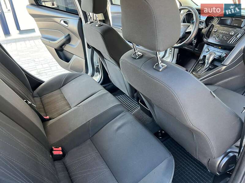 Седан Ford Focus 2017 в Львове фото 8 Седан Ford Focus 2017 в Львове