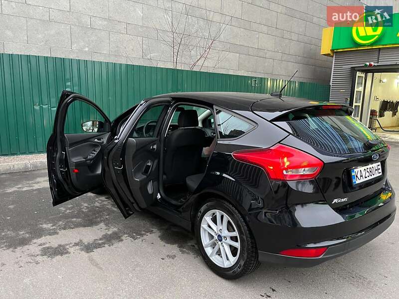 Седан Ford Focus 2017 в Киеве фото 8 Седан Ford Focus 2017 в Киеве