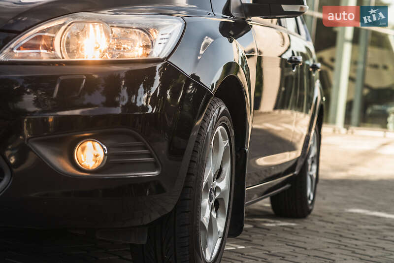 Хэтчбек Ford Focus 2010 в Львове фото 2 Хэтчбек Ford Focus 2010 в Львове