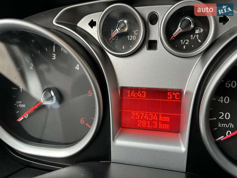 Хэтчбек Ford Focus 2010 в Львове