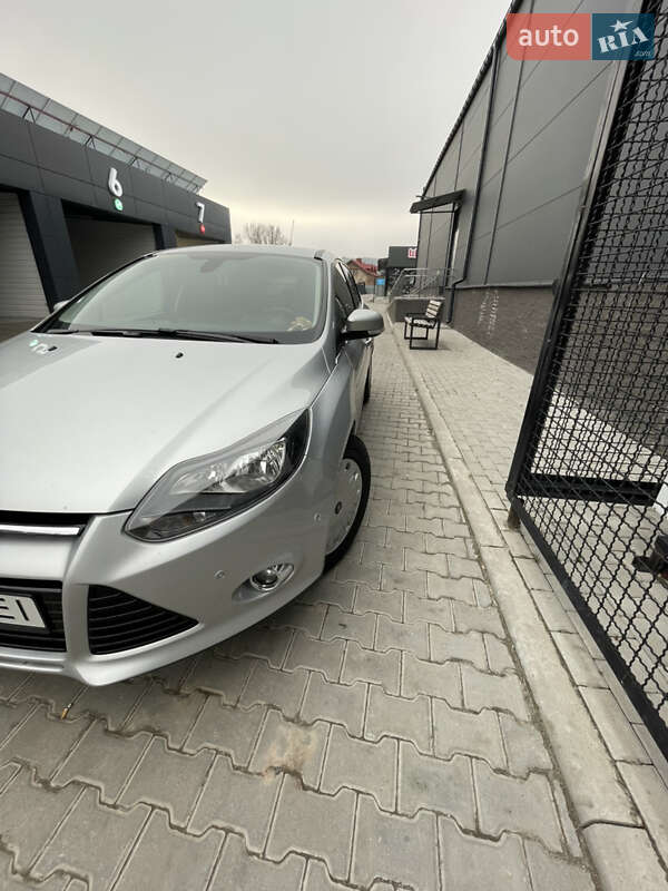 Хетчбек Ford Focus 2013 в Теребовлі