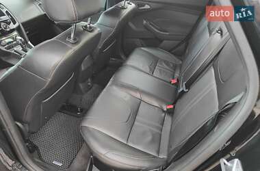 Седан Ford Focus 2014 в 