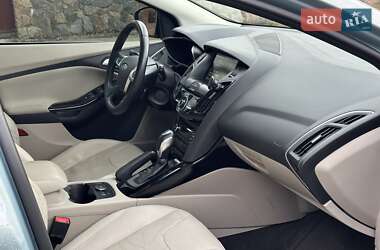 Хэтчбек Ford Focus 2014 в 