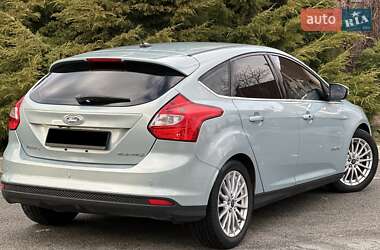 Хэтчбек Ford Focus 2014 в 