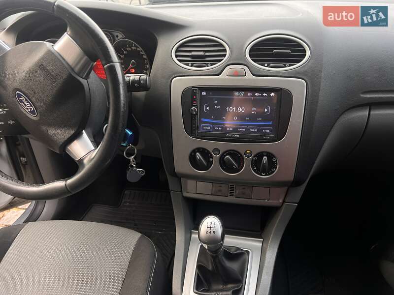 Універсал Ford Focus 2010 в Хусті
