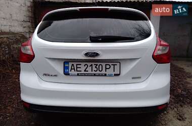 Хэтчбек Ford Focus 2013 в 