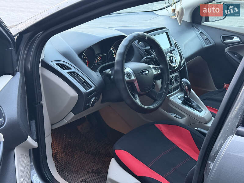 Хетчбек Ford Focus 2012 в Долині фото 5 Хетчбек Ford Focus 2012 в Долині
