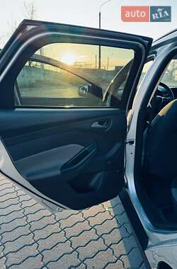 Универсал Ford Focus 2012 в 