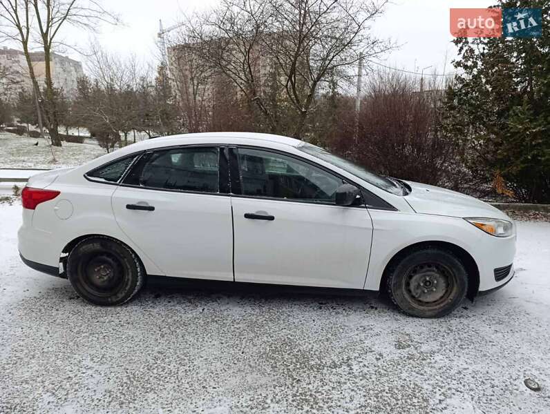 Седан Ford Focus 2015 в Тернополі