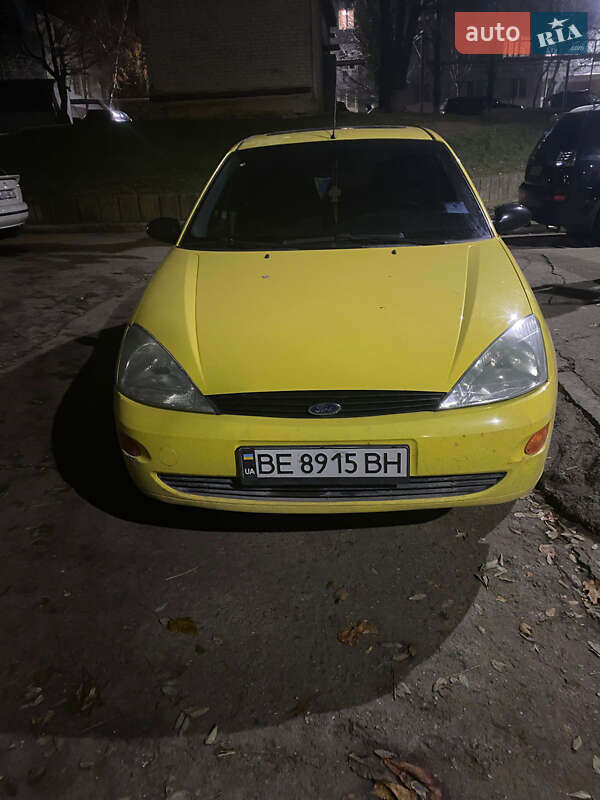 Ford Focus 2000