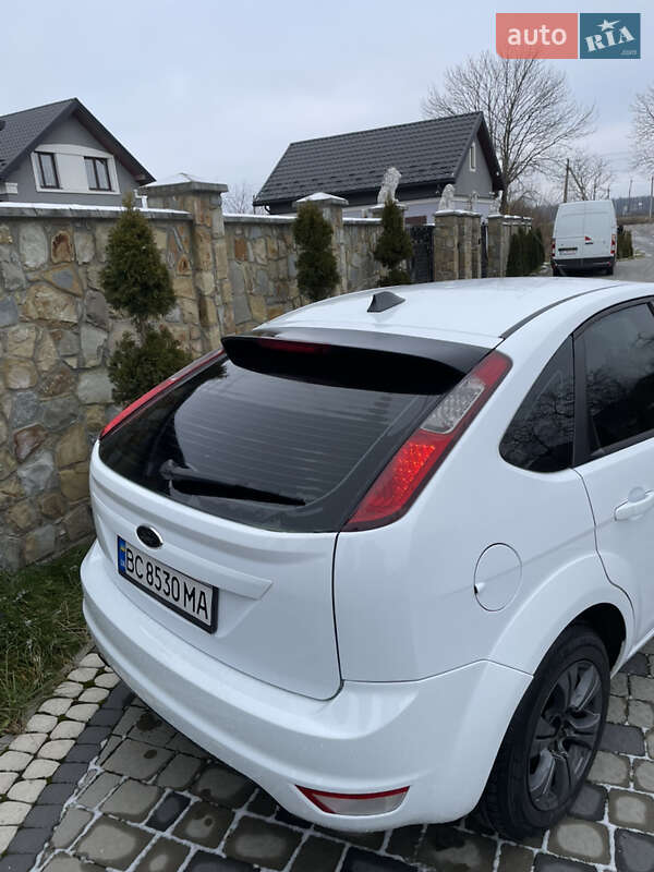 Хэтчбек Ford Focus 2008 в Жовтанцах фото 5 Хэтчбек Ford Focus 2008 в Жовтанцах