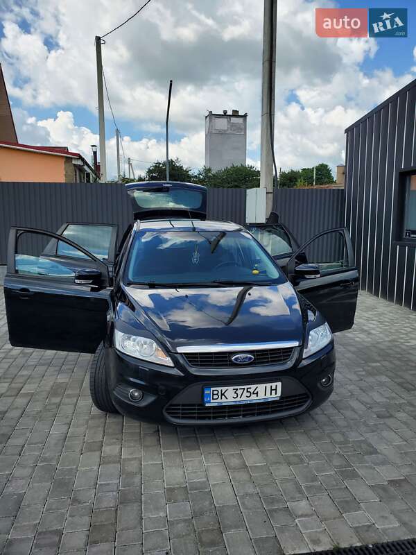 Універсал Ford Focus 2010 в Рівному