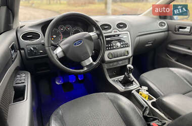 Хетчбек Ford Focus 2004 в Рівному