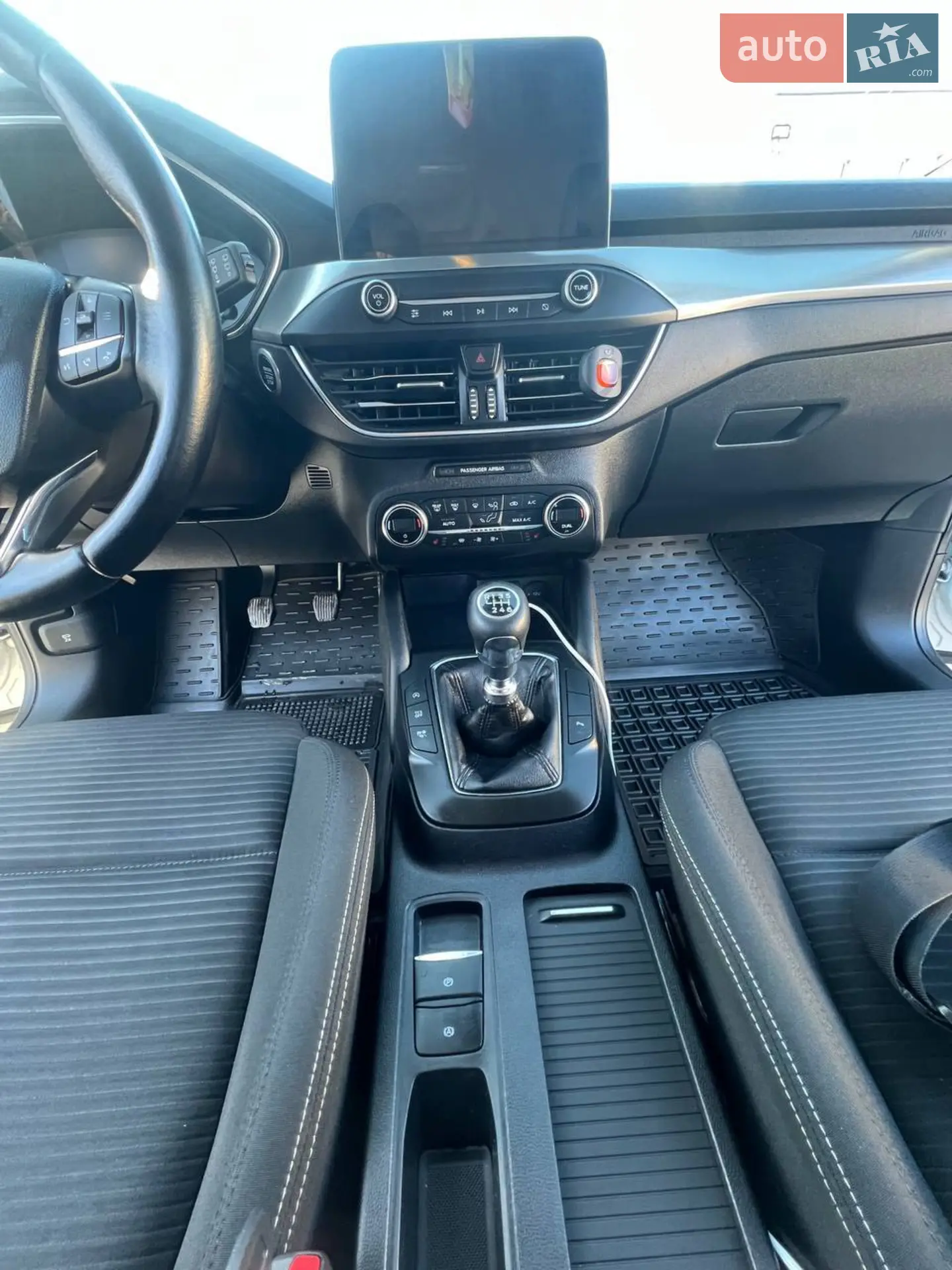 2019 Ford Focus - мініатюра 23