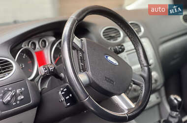 Універсал Ford Focus 2010 в Івано-Франківську