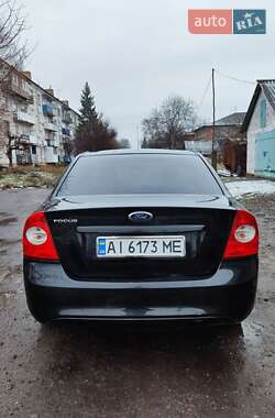 Седан Ford Focus 2011 в Березані