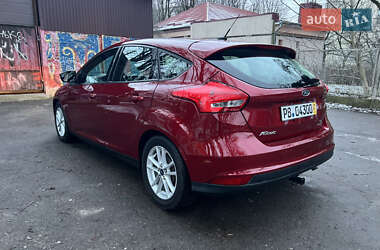 Хэтчбек Ford Focus 2015 в Ровно