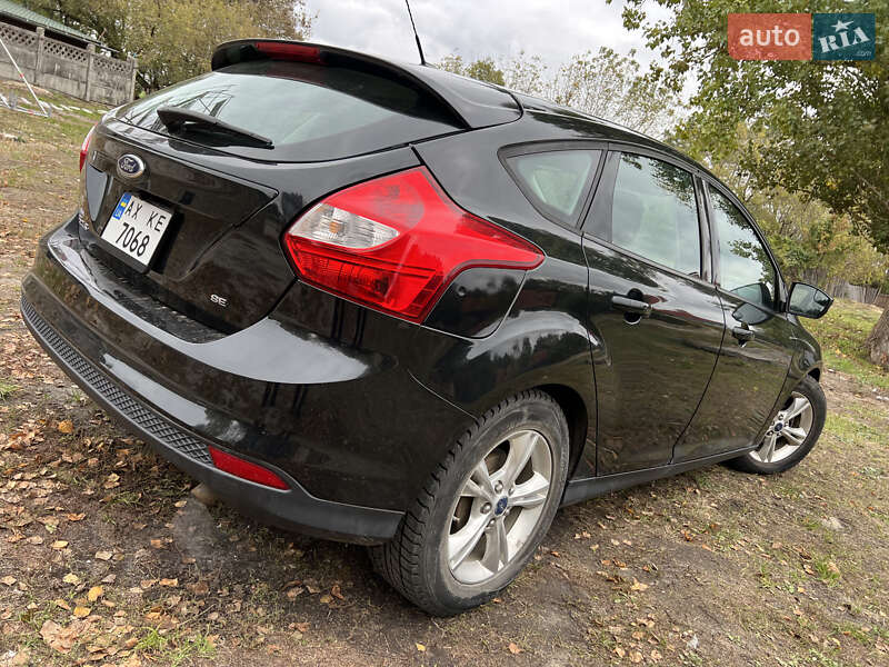 Хэтчбек Ford Focus 2014 в Киеве
